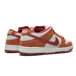 Nike-Dunk-Low-Pro-SB-Dark-Russet-Streetwear-Fashion